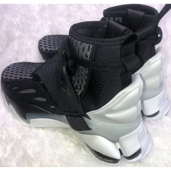 Reebok DMX Elusion 001 FT Hi Athletic Shoes Black White EF4162 - Picture 3 of 7